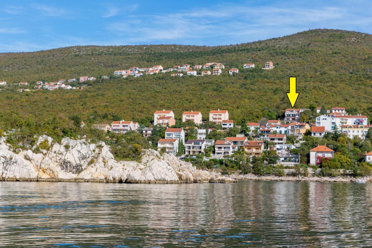 Apartments Dragica Dramalj Buitenkant foto